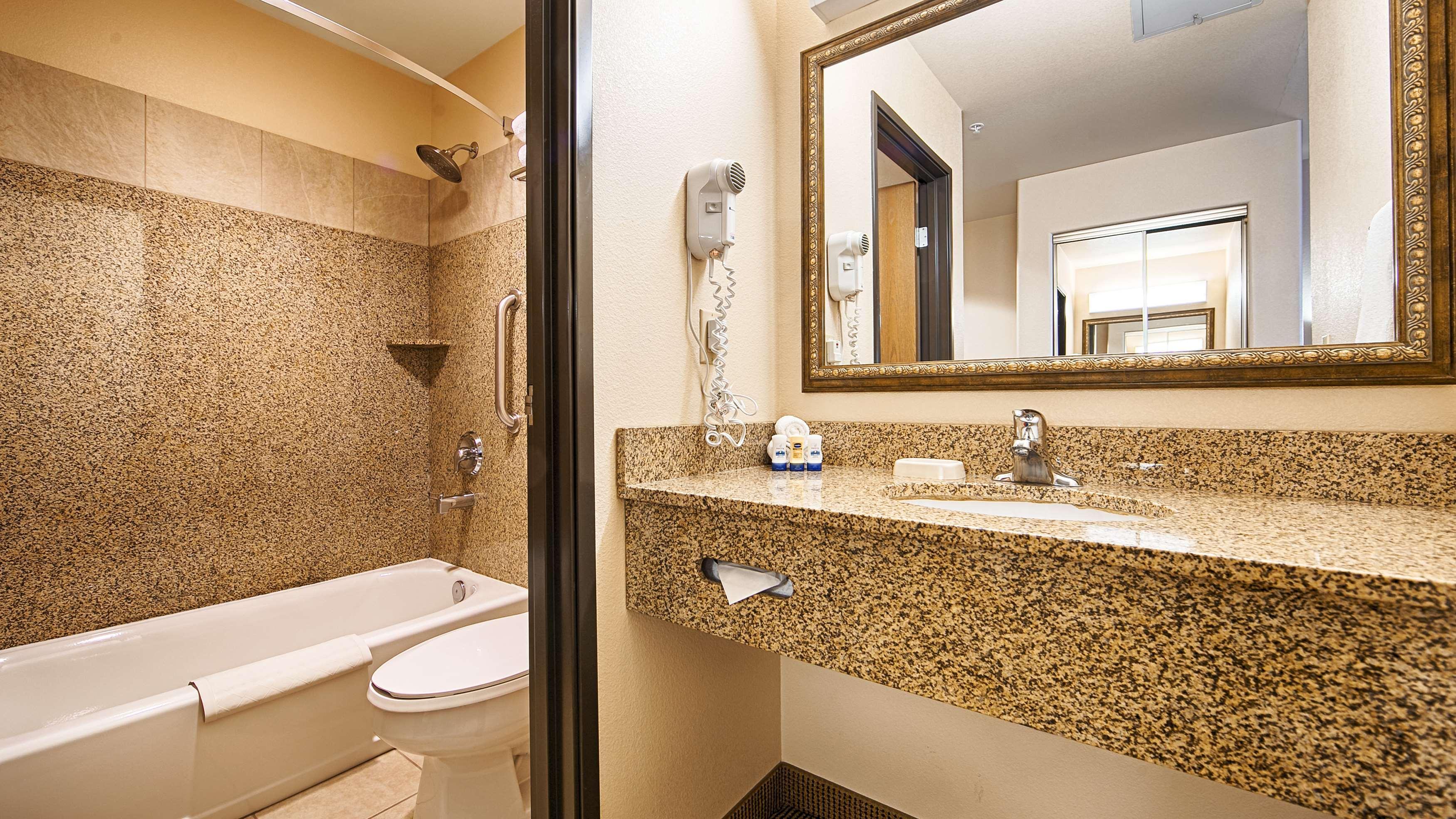 Best Western Territorial Inn And Suites Bloomfield Ngoại thất bức ảnh